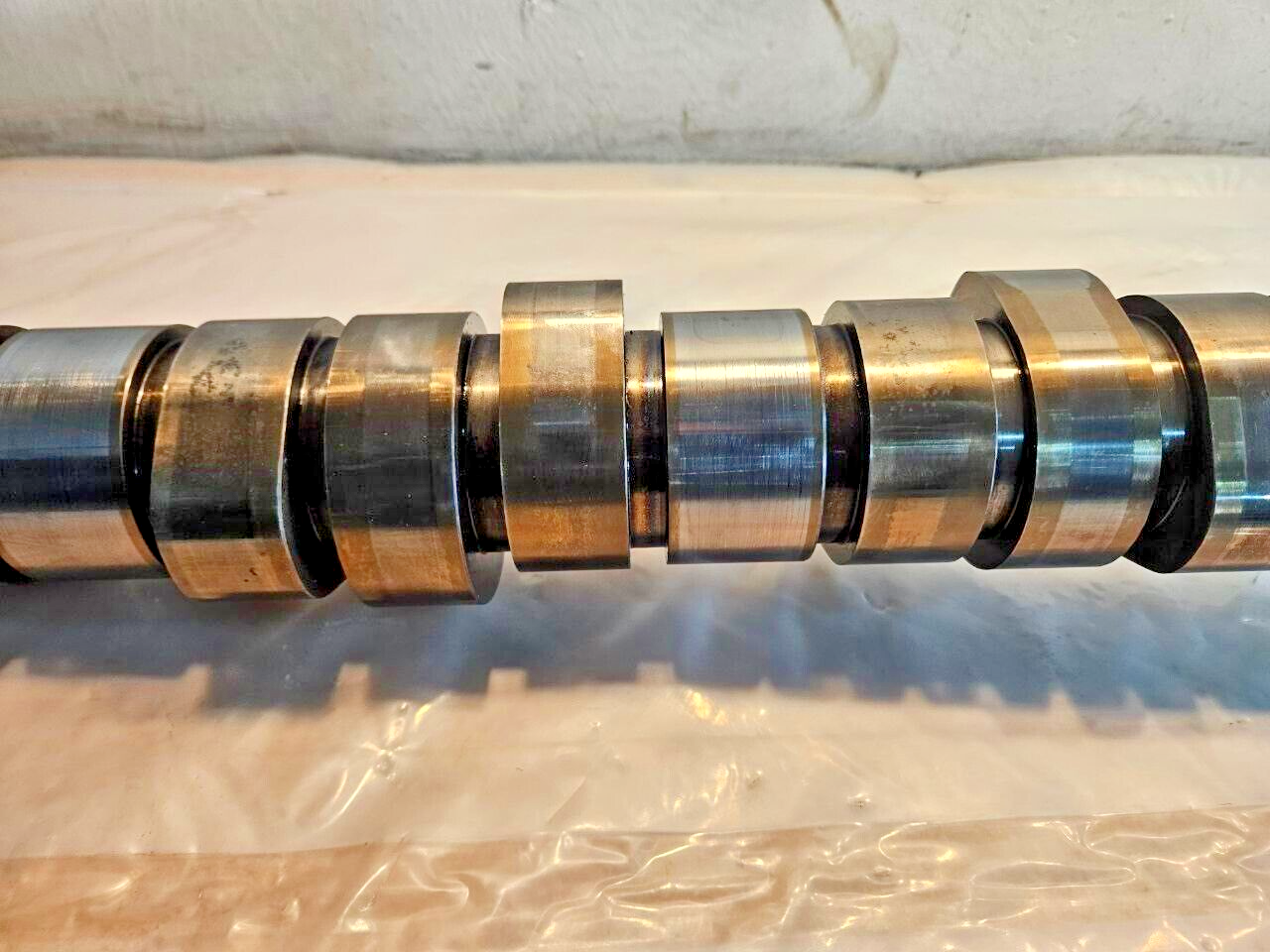 Parts VOLVO D12 Diesel Engine camshaft 8187476 w/ gear and balancer 3155166 OEM - 650$ Picture 1 of 10 Picture 2 of 10 Picture 3 of 10 Picture 4 of 10