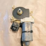 2003 - 2009 Mercedes Benz W211 E-Class Front Right Window Motor A2118203042 OEM - 40.5$ Picture 1 of 5 Picture 2 of 5 Picture 3 of 5 Picture 4 of 5 Picture 5 of 5 Picture 1 of 5