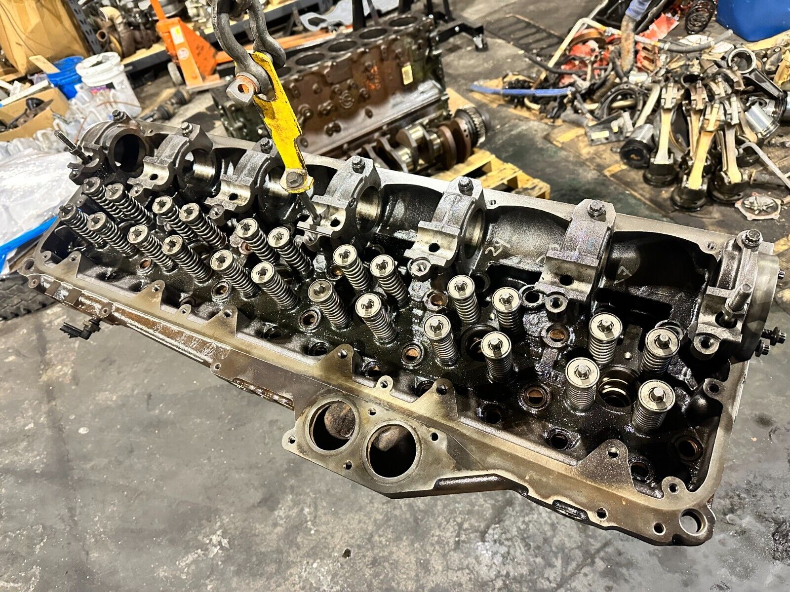 2004 Detroit Diesel 14.0L Engine Cylinder Head 23529682 OEM