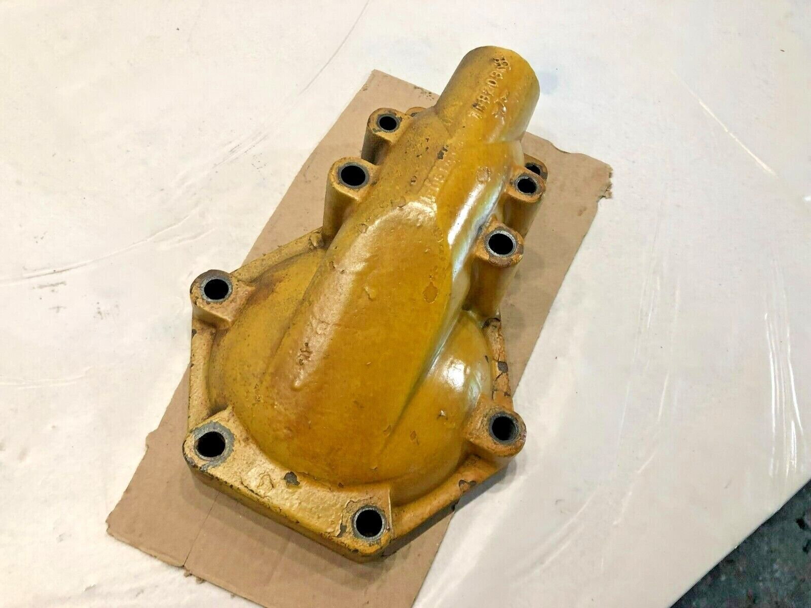 CAT 3406B Caterpillar Diesel Engine Oil Cooler Upper Bonnet 7N8203 OEM - 215$ Picture 1 of 6 Picture 2 of 6 Picture 3 of 6 Picture 4 of 6
