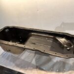 Cummins ISX12 11.9L Diesel Engine Oil Pan 4975061 OEM - 900$ Picture 1 of 4 Picture 2 of 4 Picture 3 of 4 Picture 4 of 4 Picture 1 of 4 Picture 2 of 4 Picture 3 of 4 Picture 4 of 4