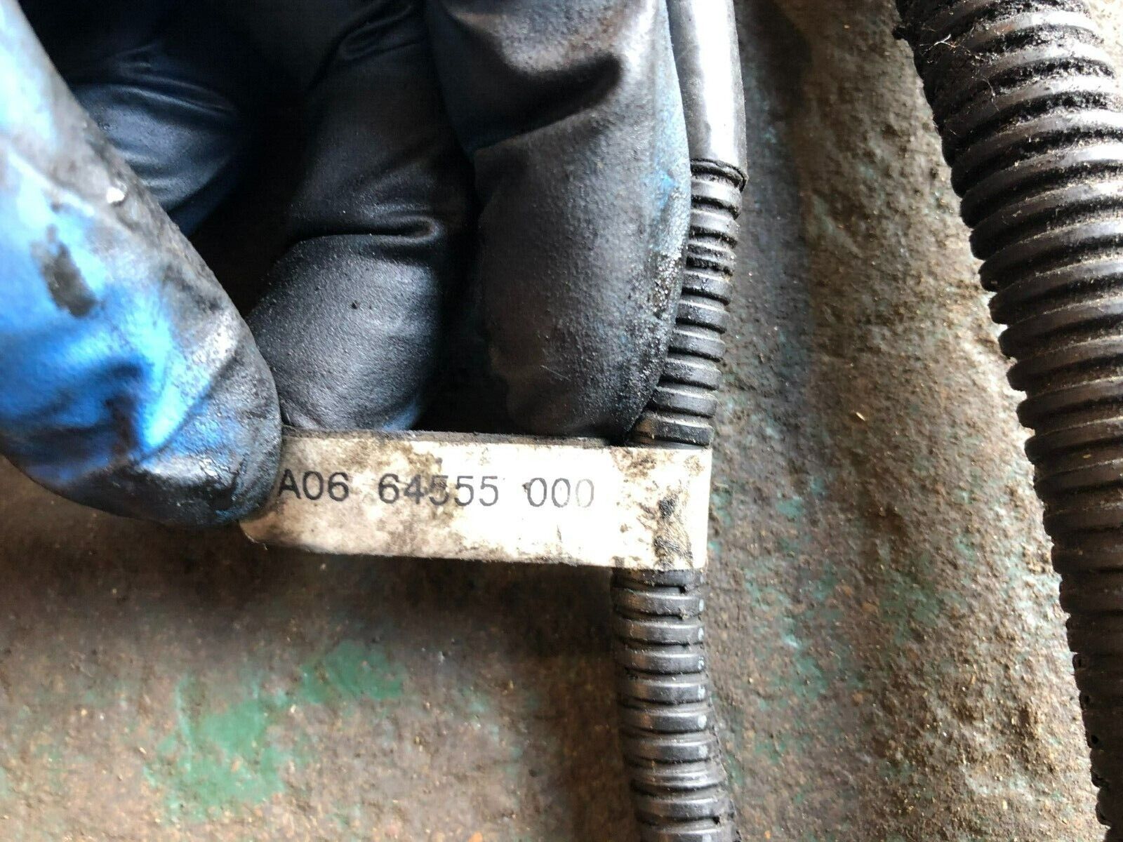 Detroit Series 60 12.7L Diesel Engine Complete Main Wiring Harness DDEC 4 OEM - 1075$ Picture 1 of 7 Picture 2 of 7 Picture 3 of 7 Picture 4 of 7 Picture 5 of 7 Picture 6 of 7 Picture 7 of 7