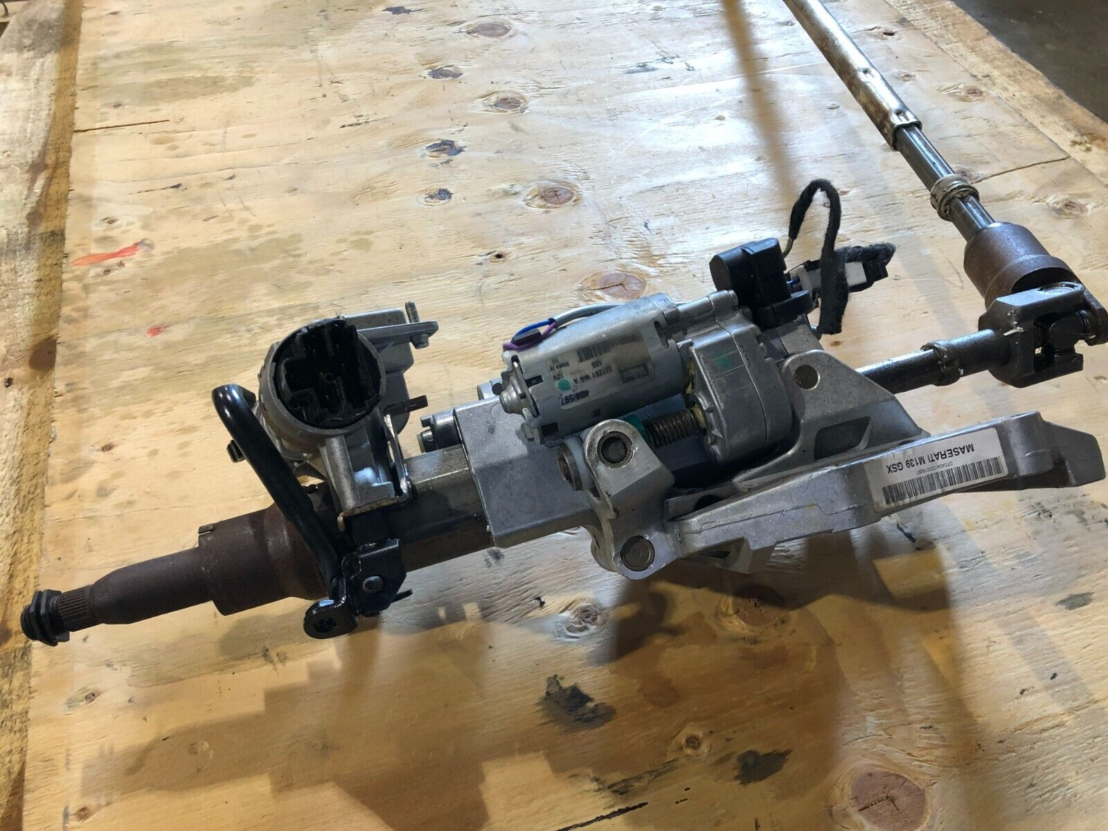 2007 MASERATI QUATTROPORTE M139 STEERING COLUMN W/ IGNITION SWITCH ZG512744 OEM - 135$ Picture 1 of 6 Picture 2 of 6 Picture 3 of 6 Picture 4 of 6 Picture 5 of 6