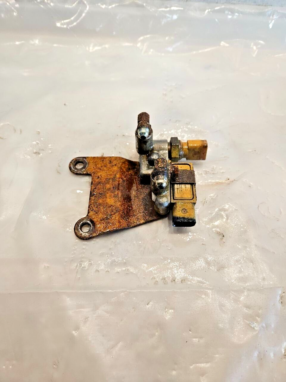 CAT C15 Acert Caterpillar Diesel Engine Fuel Manifold 300-3390 OEM 294-6119