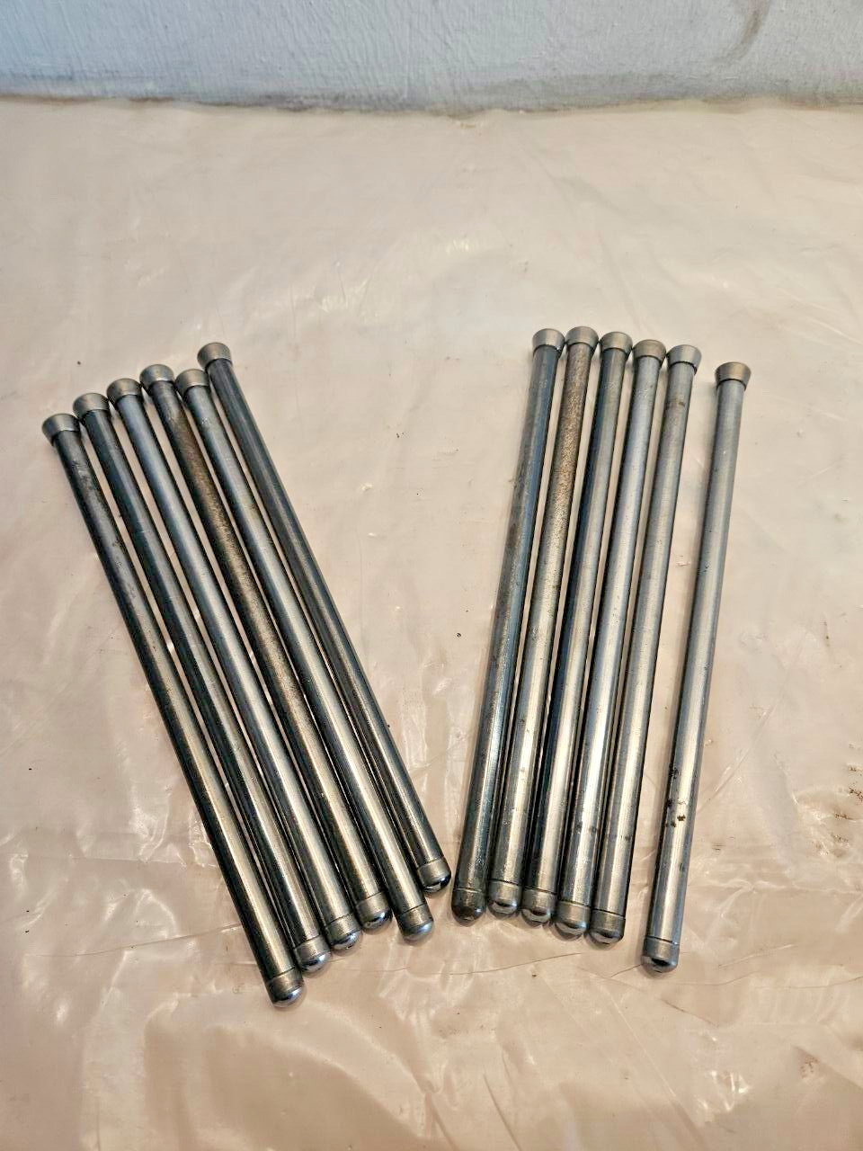 Set of 12 Caterpillar CAT C7 Diesel Engine Pushrods 133-6379 OEM - 150$ Picture 1 of 4 Picture 2 of 4