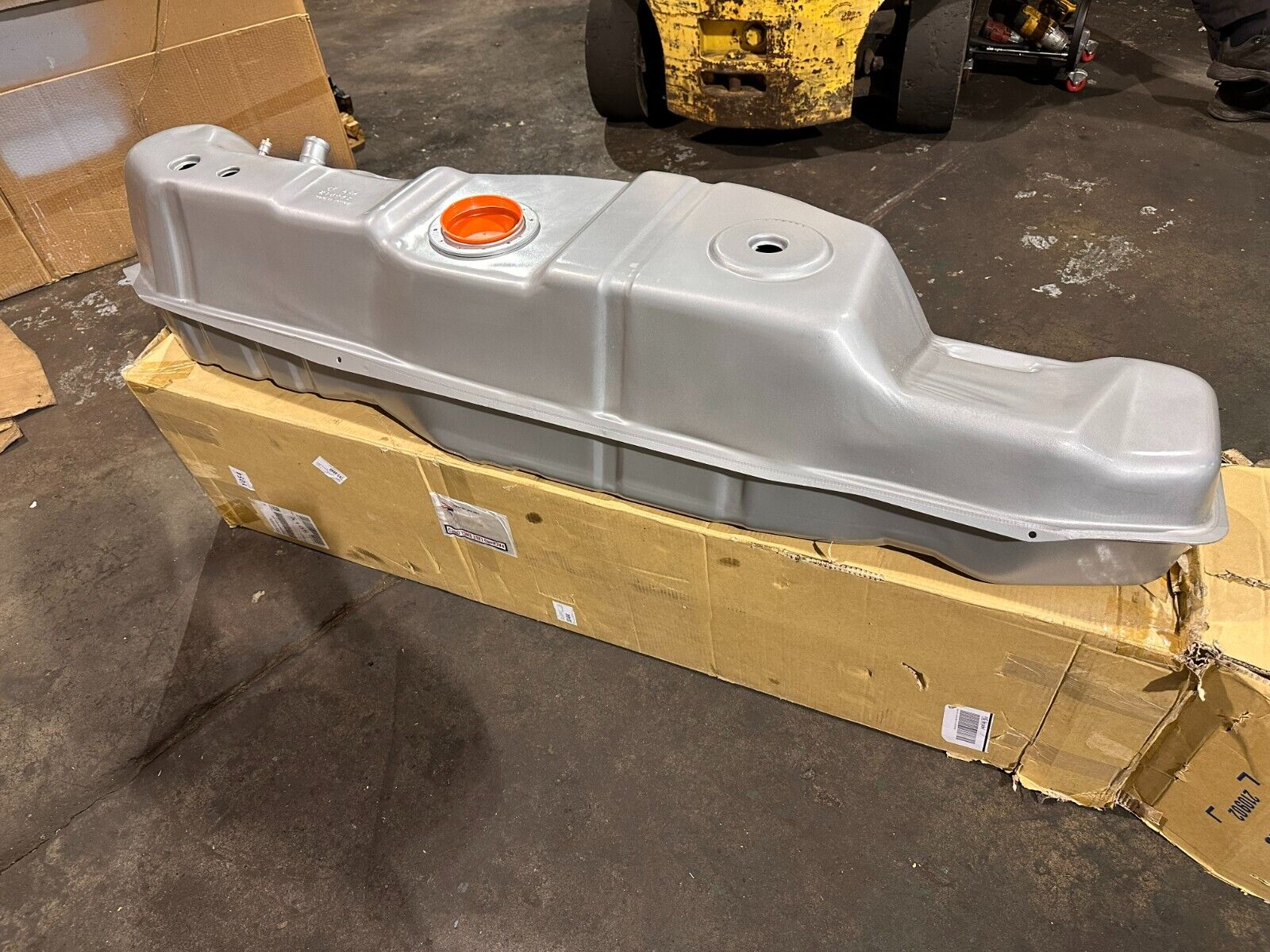 Dorman 576952 Ford F-250 Super Duty Fuel Tank Gray Steel 1L3Z9002CA, 1L3Z9002MA