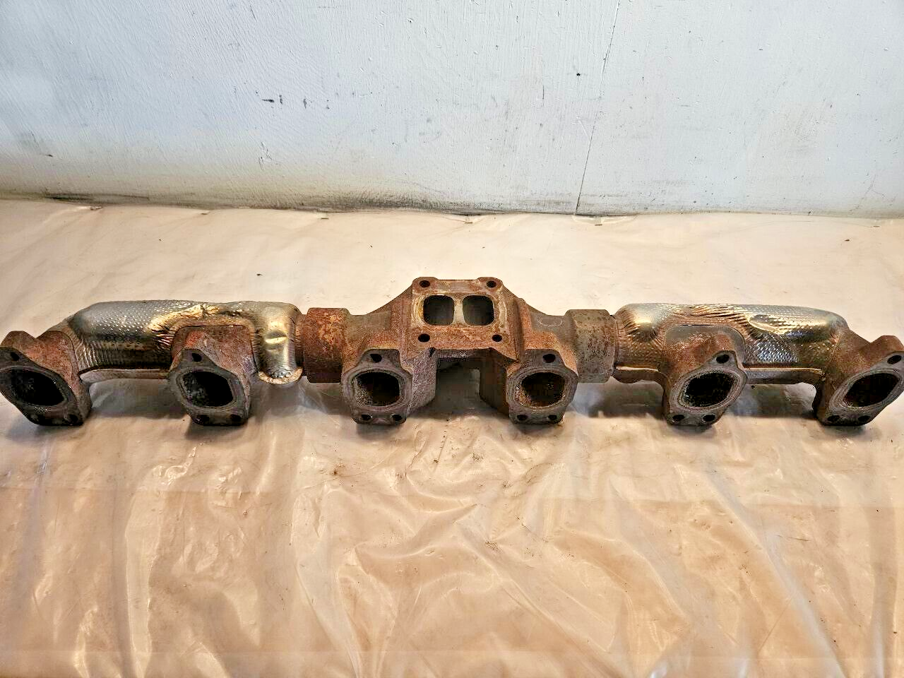 Paccar MX13 Diesel Engine Exhaust Manifold 2118990 OEM 1887510