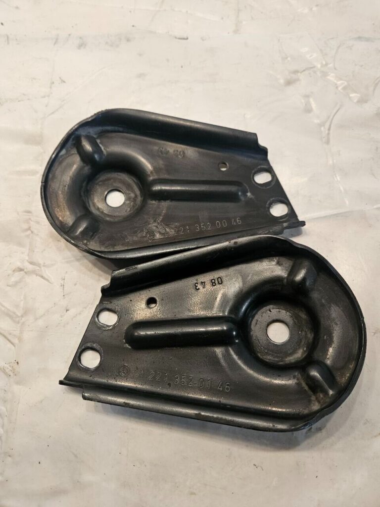 2007-13 MERCEDES S550 W221 REAR SUBFRAME LEFT AND RIGHT SIDE MOUNT ...