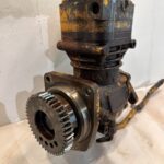 Caterpillar C13 Diesel Engine Bendix Tu Flo Brake Air Compressor T5011432 OEM -  Picture 1 of 7 Picture 2 of 7 Picture 3 of 7 Picture 4 of 7 Picture 5 of 7 Picture 6 of 7 Picture 7 of 7 Picture 1 of 7 Picture 2 of 7 Picture 3 of 7 Picture 4 of 7