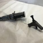 Caterpillar CAT 3508 3512 3516 Diesel Fuel Injector Cylinder #1 With Hold 0R2922 - 900$ Picture 1 of 5 Picture 2 of 5 Picture 3 of 5 Picture 4 of 5 Picture 5 of 5 Picture 1 of 5 Picture 2 of 5