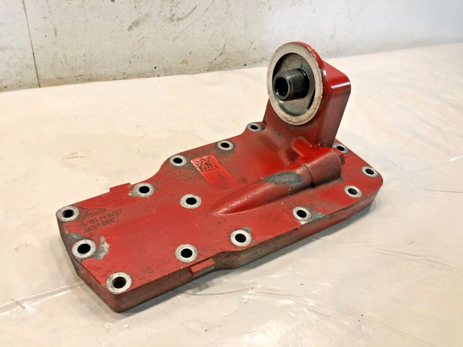 Cummins ISB 6.7 Diesel Engine Oil Filter Base Cooling Cover 3970201 OEM