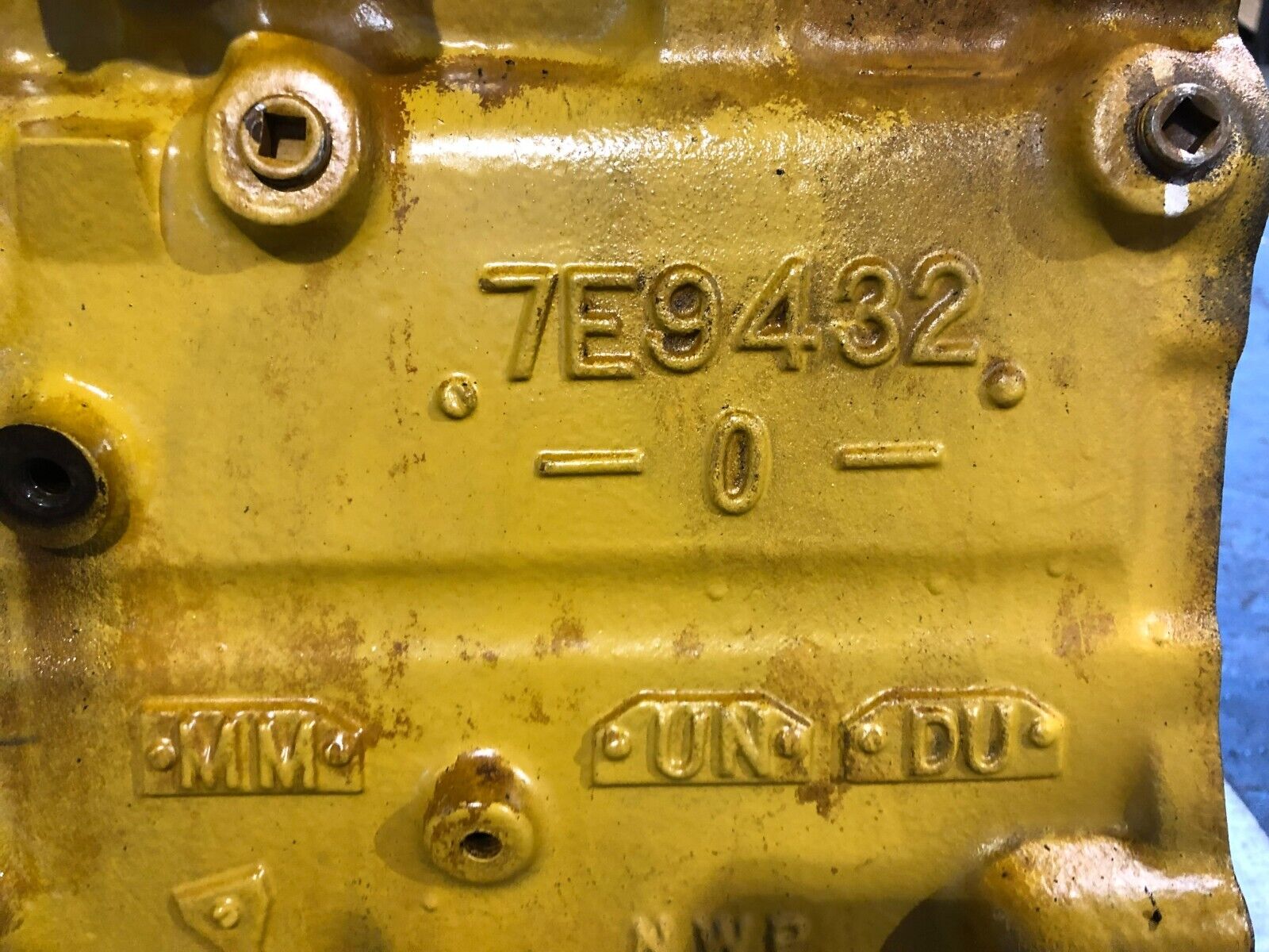 GENUINE CAT CATERPILLAR 3406B DIESEL ENGINE BLOCK 7E9432 OEM - 2350$ Picture 1 of 12 Picture 2 of 12 Picture 3 of 12 Picture 4 of 12