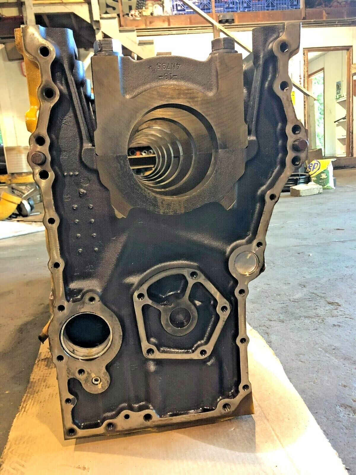 GENUINE CAT CATERPILLAR 3406B DIESEL ENGINE BLOCK 7E9432 OEM - 2350$ Picture 1 of 12 Picture 2 of 12 Picture 3 of 12 Picture 4 of 12 Picture 5 of 12 Picture 6 of 12 Picture 7 of 12