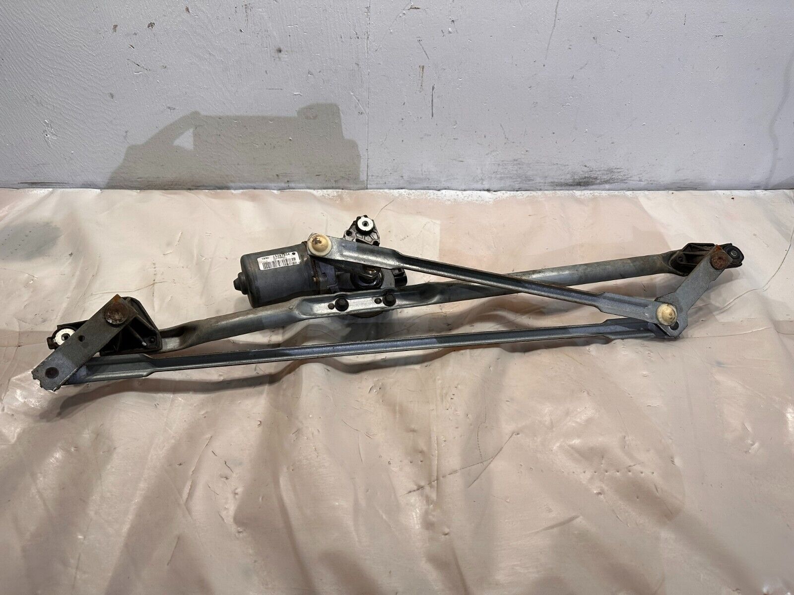 05 06 Chevy Tahoe Yukon Suburban GMC 3500 Windshield Wiper Motor OEM