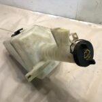 1999-2007 FORD F250 F350 Super Duty WINDSHIELD WASHER FLUID TANK RESERVOIR OEM - 40.5$ Picture 1 of 5 Picture 2 of 5 Picture 3 of 5 Picture 4 of 5 Picture 5 of 5 Picture 1 of 5 Picture 2 of 5 Picture 3 of 5 Picture 4 of 5