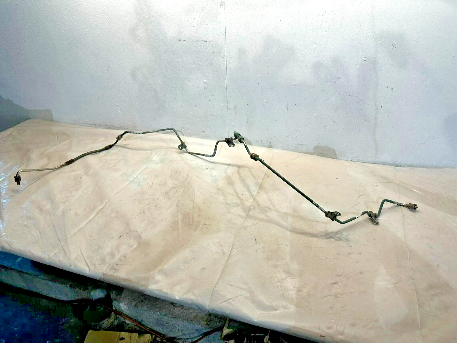 2009 VOLVO D13 DIESEL ENGINE FUEL LINE OEM