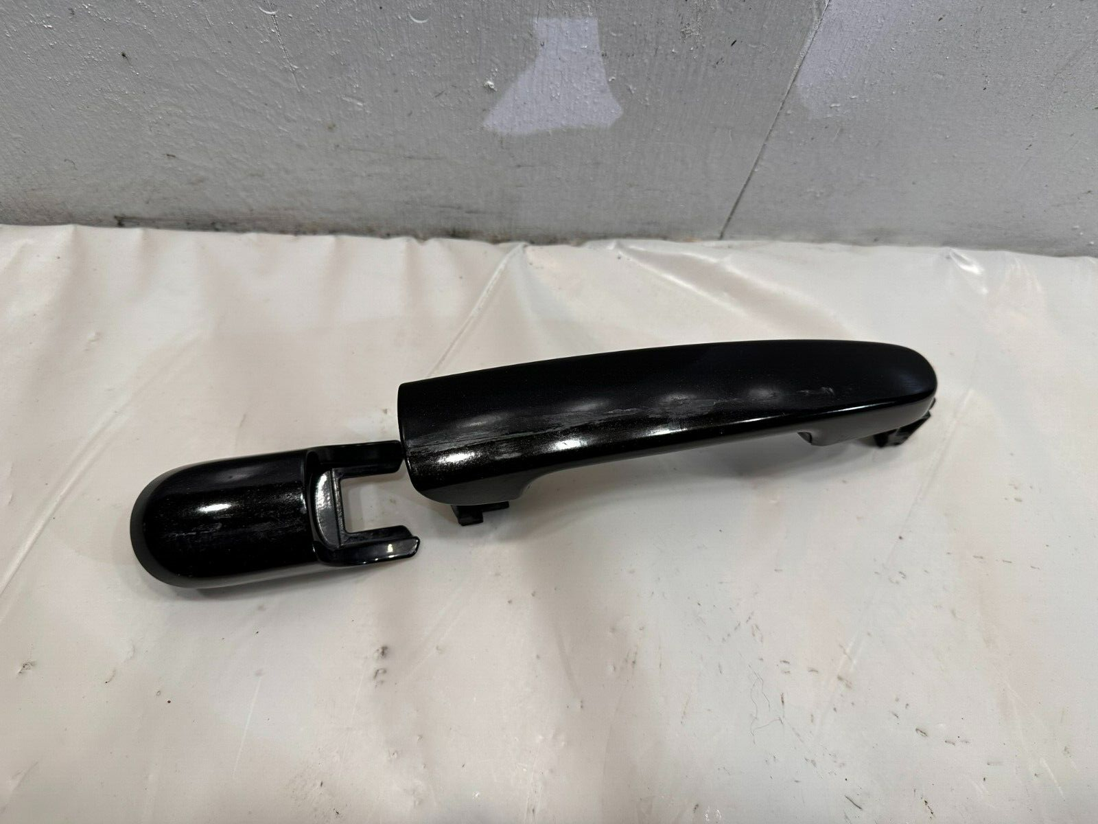 BLUE 2010-2014 FORD TAURUS FRONT RIGHT SIDE EXTERIOR DOOR HANDLE OEM
