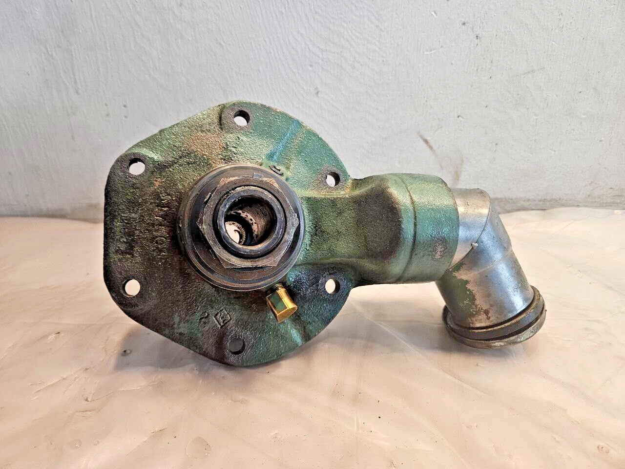 Detroit Diesel 4-71 Engine Blower Drive Gear Assembly 5175031 OEM - 247.5$ Picture 1 of 4 Picture 2 of 4 Picture 3 of 4
