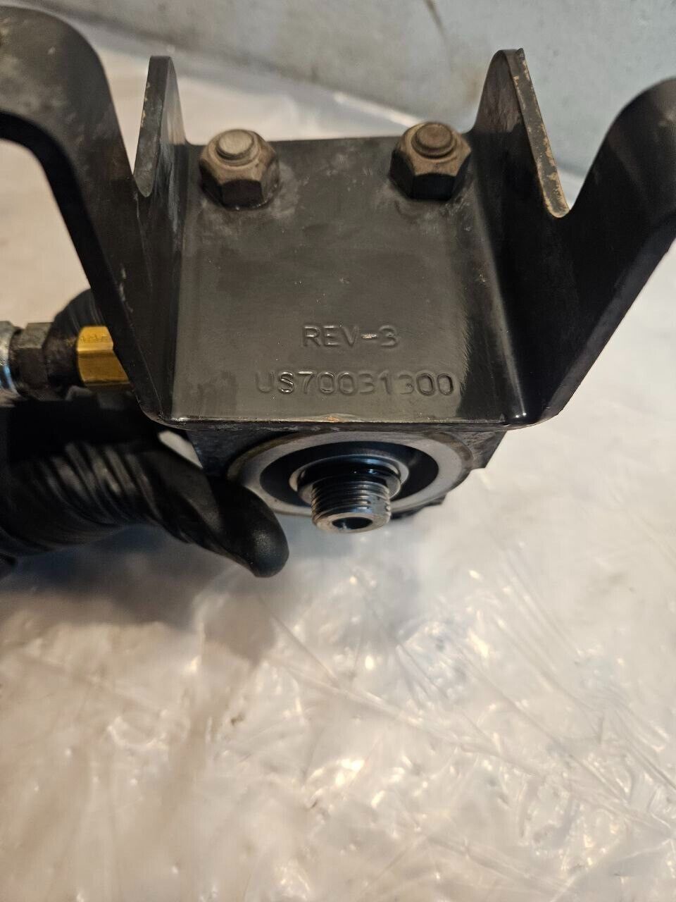 Scania Diesel Engine Fuel Filter Housing 70031300 OEM - 85.5$ Picture 1 of 4 Picture 2 of 4 Picture 3 of 4 Picture 4 of 4