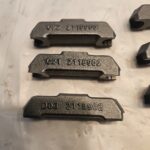 Set of 12 PACCAR MX13 diesel engine crosshead valve bridges 2118902 G319 OEM - 202.5$ Picture 1 of 5 Picture 2 of 5 Picture 3 of 5 Picture 4 of 5 Picture 5 of 5 Picture 1 of 5 Picture 2 of 5 Picture 3 of 5 Picture 4 of 5